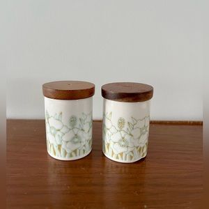 Hornsea 1977 “Fleur” Salt & Pepper Shakers- **See Description